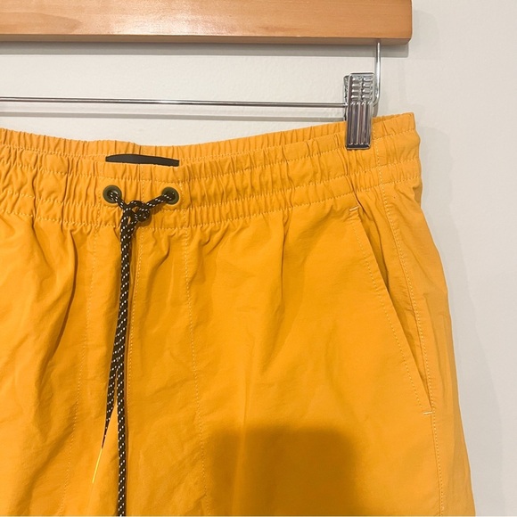 Bonobos Men's Athletic Shorts in Vibrant Yellow - Picture 3 of 5